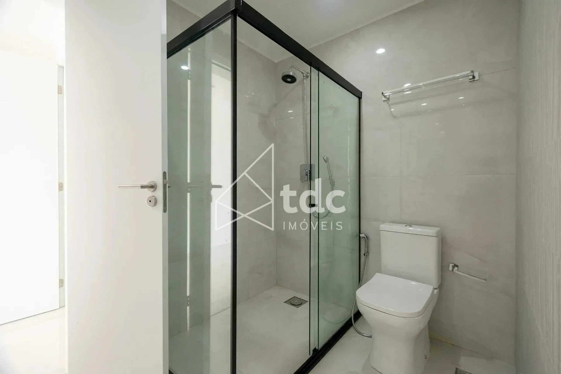 Casa em condomínio com 4 suítes e 3 vagas — photo 21