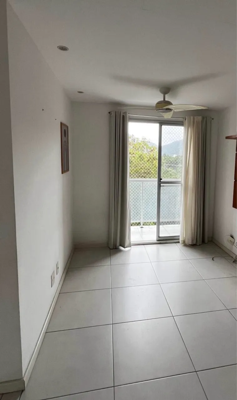 2-bedroom apartment in a building with a gym — photo 13