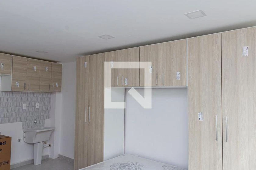 Unfurnished 1-bedroom apartment with 25 m² — photo 17