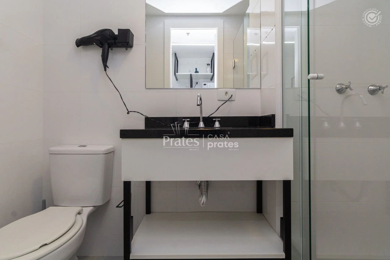 One-bedroom apartment with a washing machine in Curitiba — photo 20