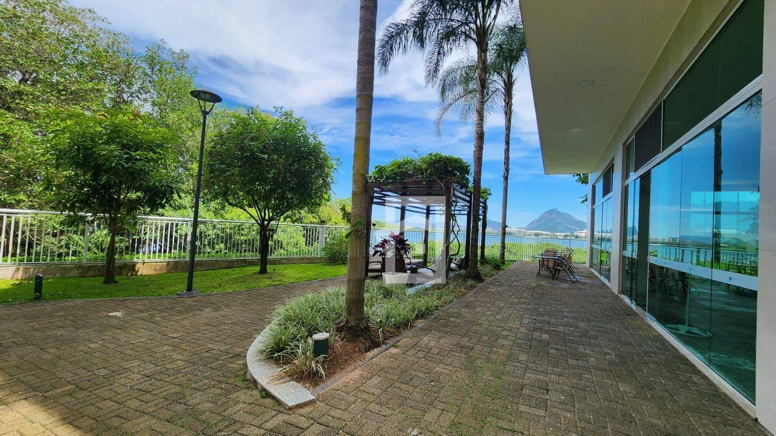 Apartamento mobiliado de 155 m² com 2 suítes e 2 vagas — photo 4