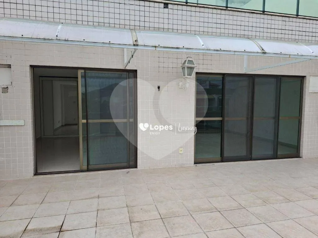 Unfurnished apartment with 3 en-suite bedrooms and 5 baths — photo 32