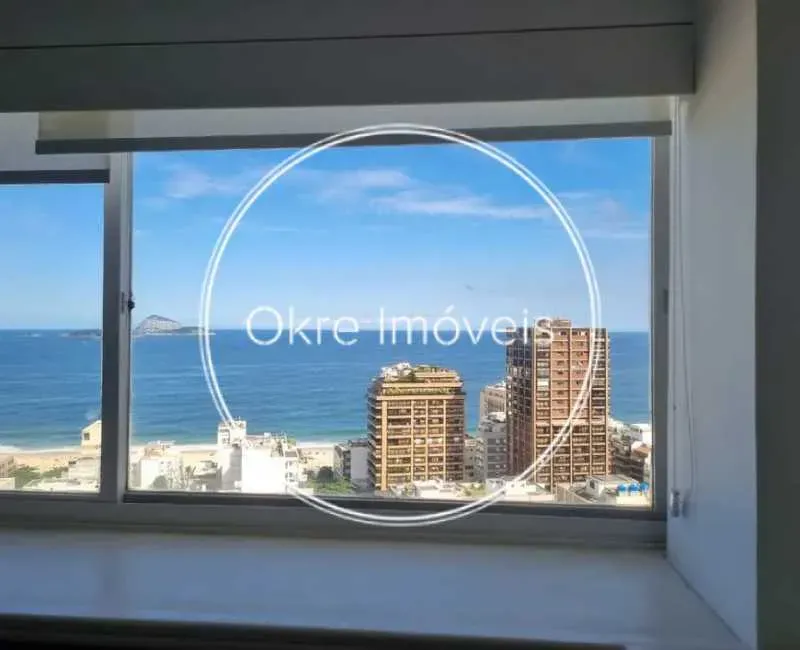 Furnished 1-bedroom apartment with open-plan kitchen