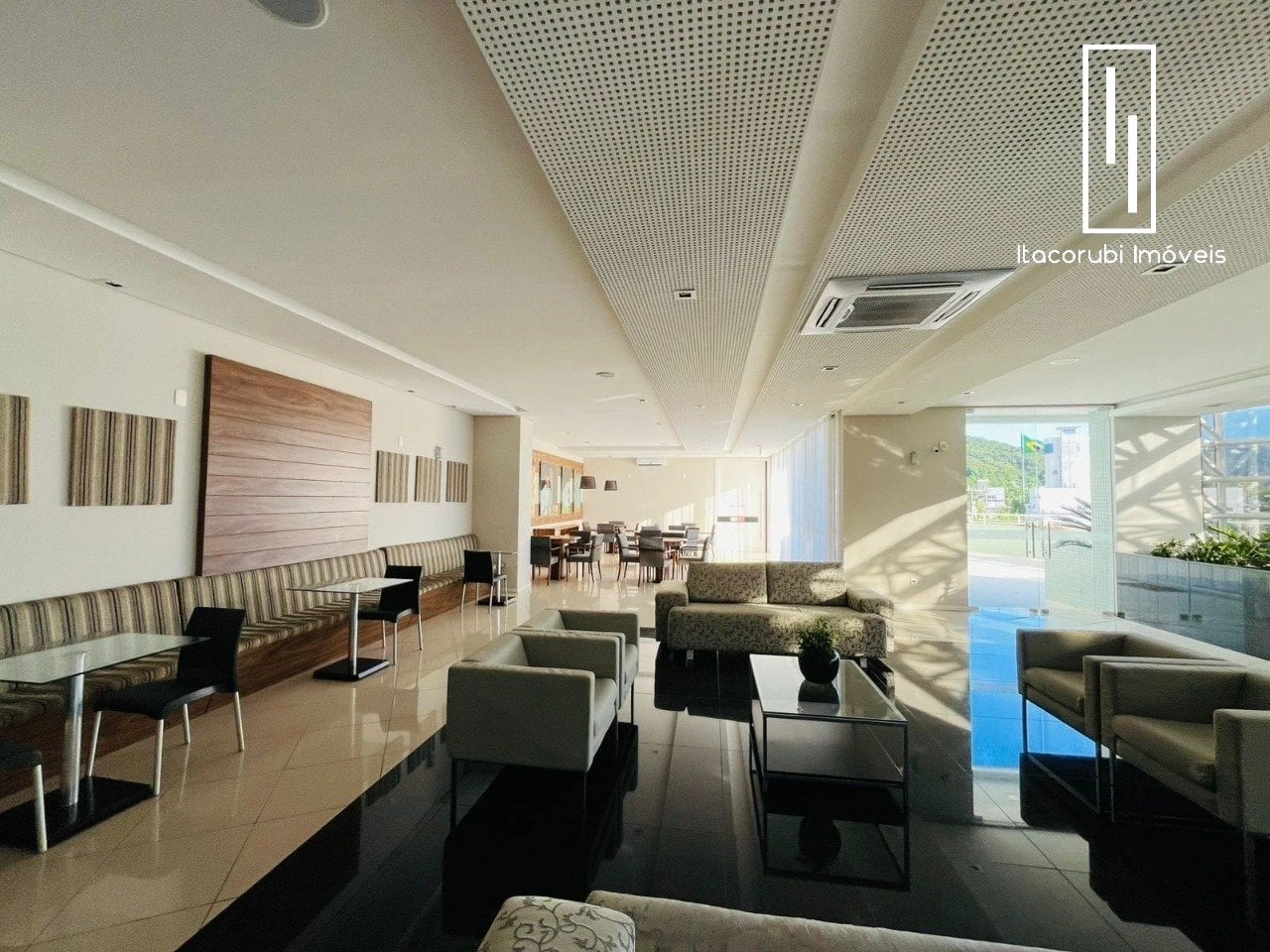 2-bedroom apartment with 87 m² and 2 parking spots — photo 28