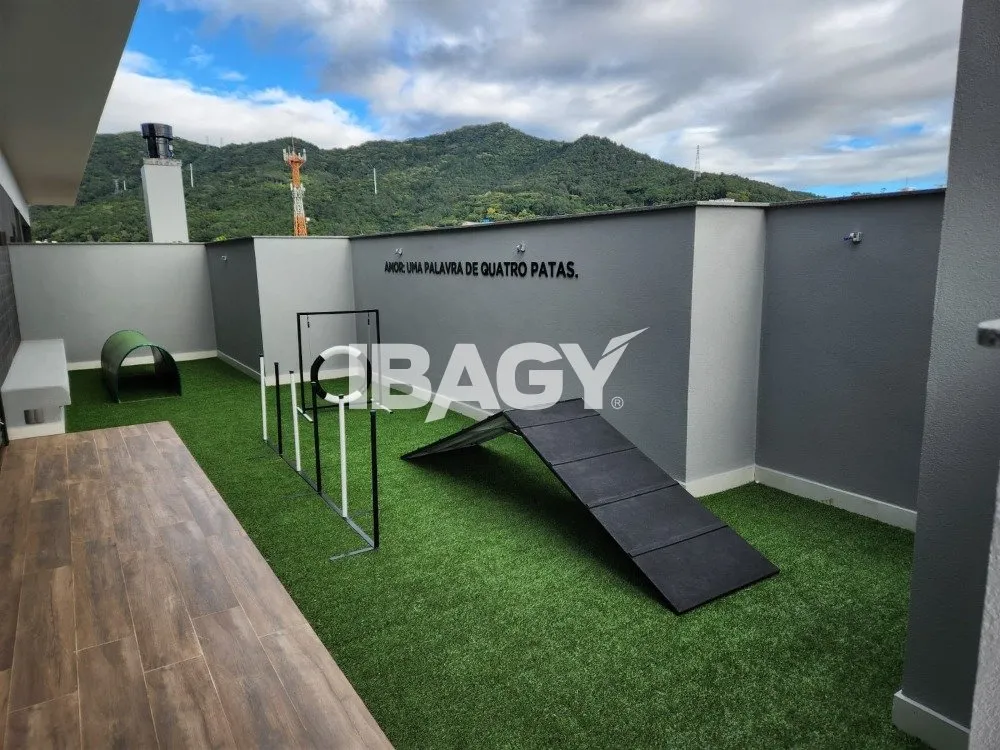90 m² apartment with 2 bedrooms and 1 parking space — photo 14