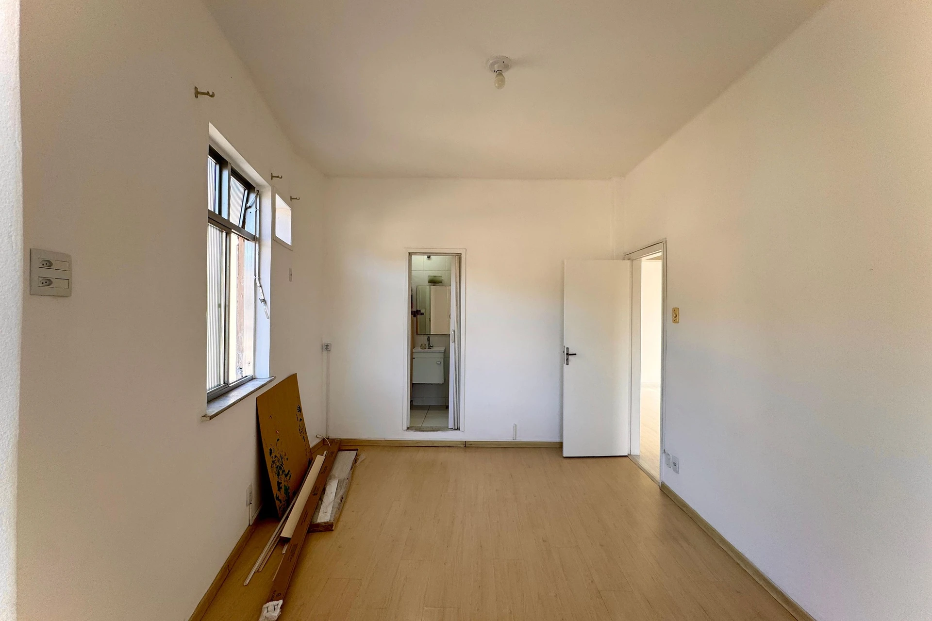 Квартира: 2 спальні, 1 з власною ванною кімнатою, 71 м² — photo 18