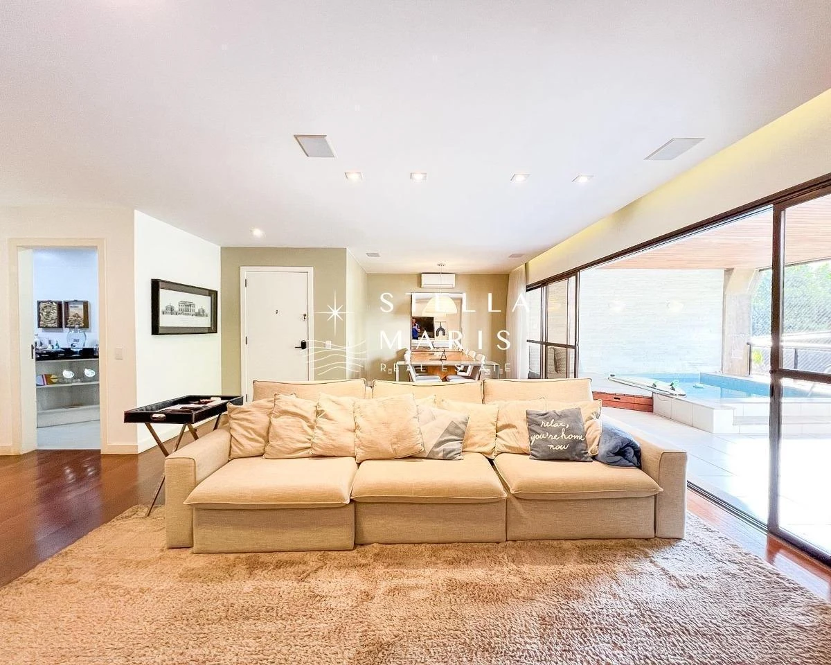 208 m² apartment with 3 bedrooms and 4 parking spots — photo 4