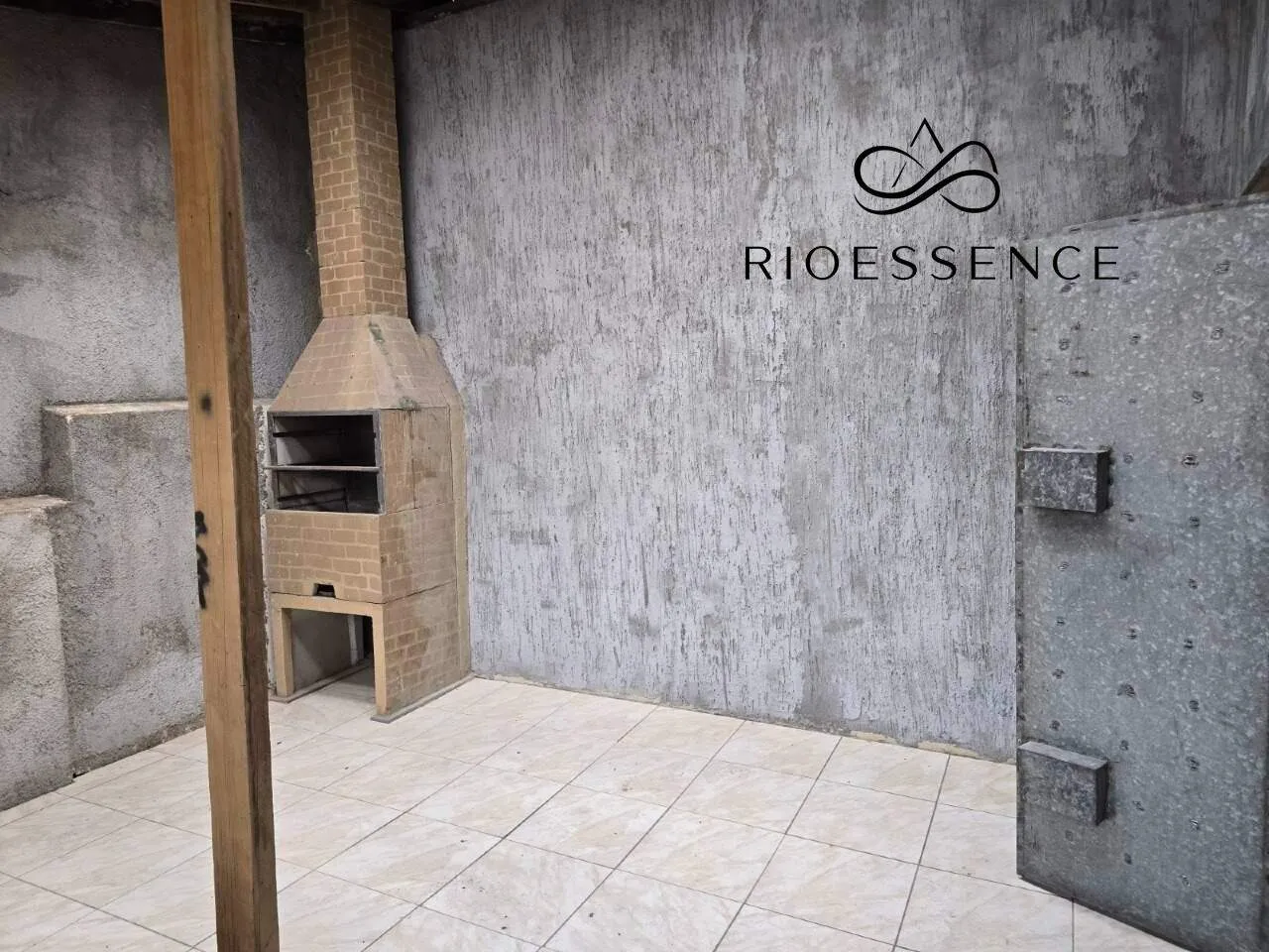 House, 280 m², with a private BBQ — photo 18