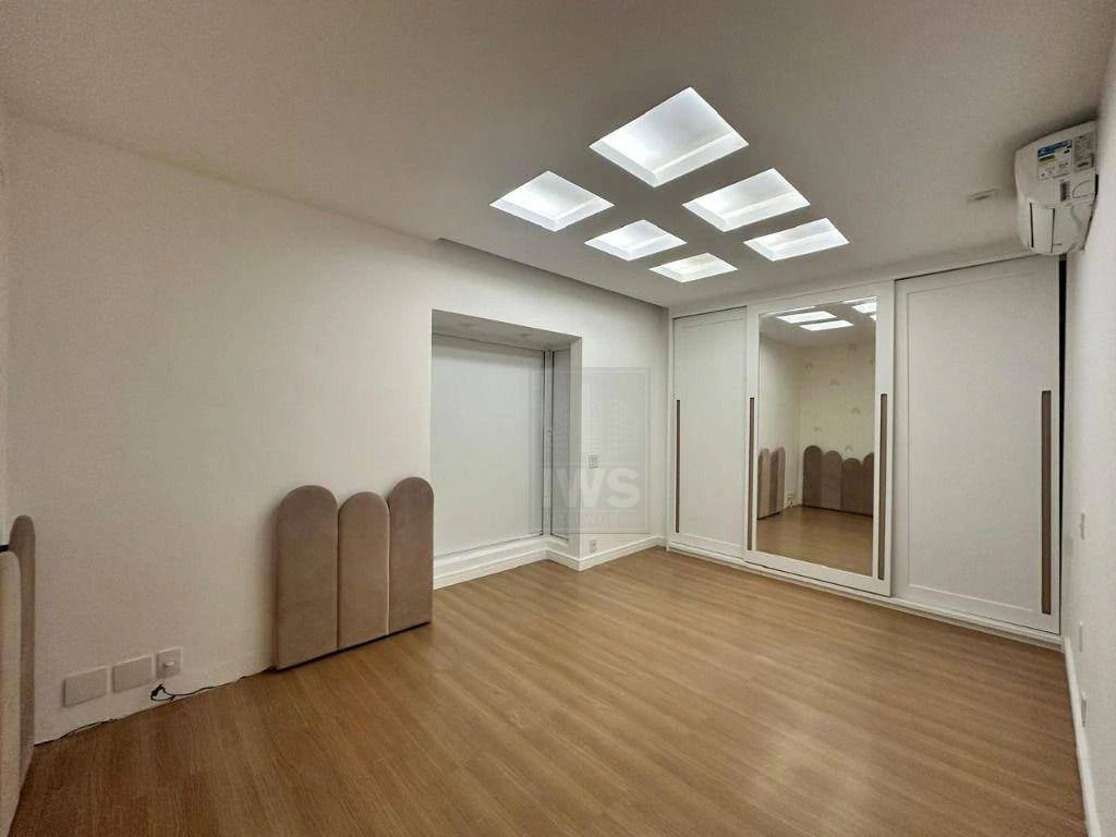 Furnished duplex penthouse with enclosed balcony — photo 7