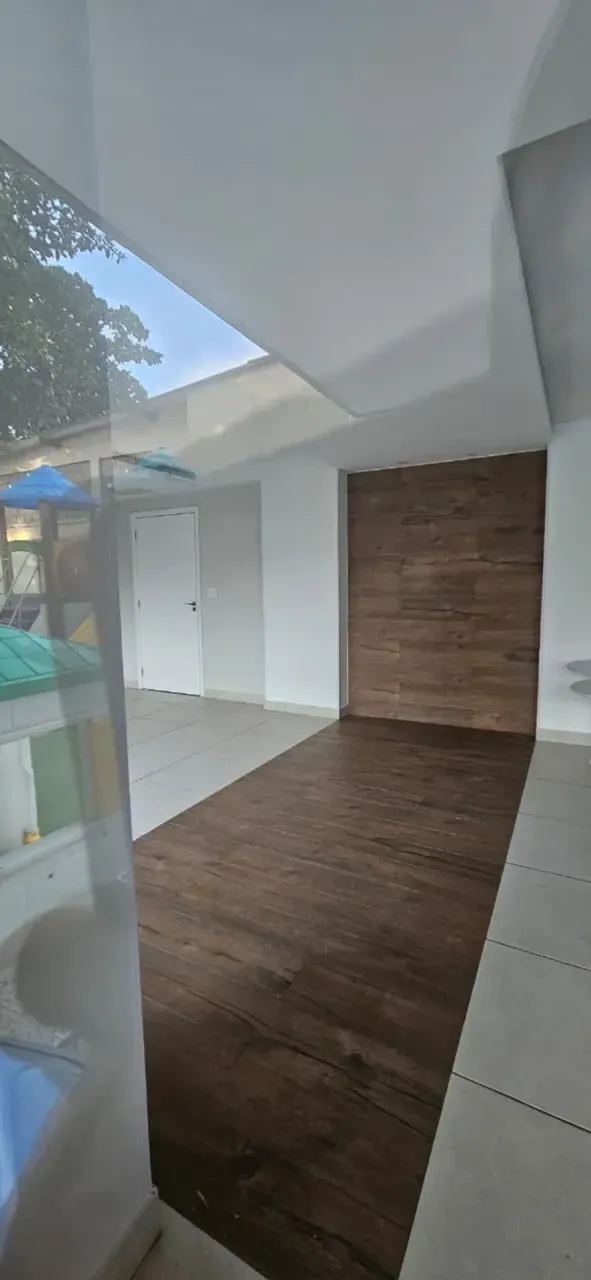 Apartamento con 4 dormitorios y balcón bien cuidado — photo 19