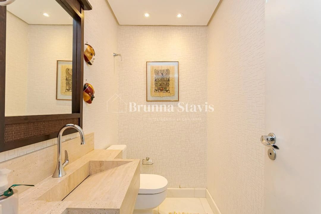 Furnished apartment of 379 m² with 3 en-suite suites — photo 17