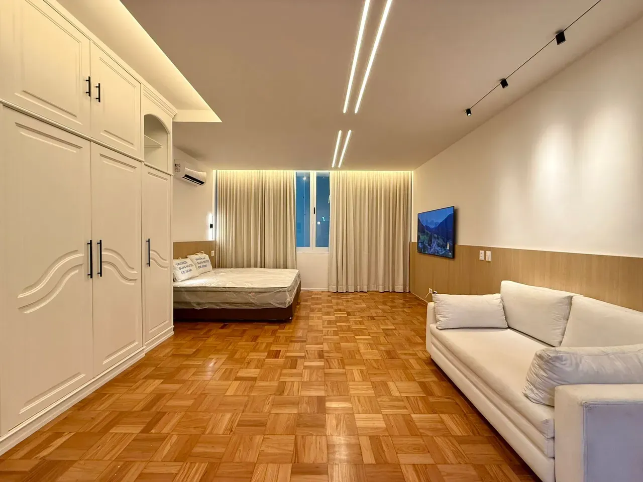 One-bedroom apartment with a home office — photo 5
