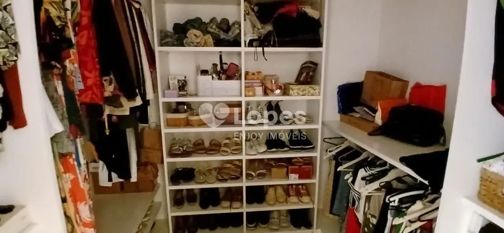 390 m² apartment with a private BBQ area — photo 29
