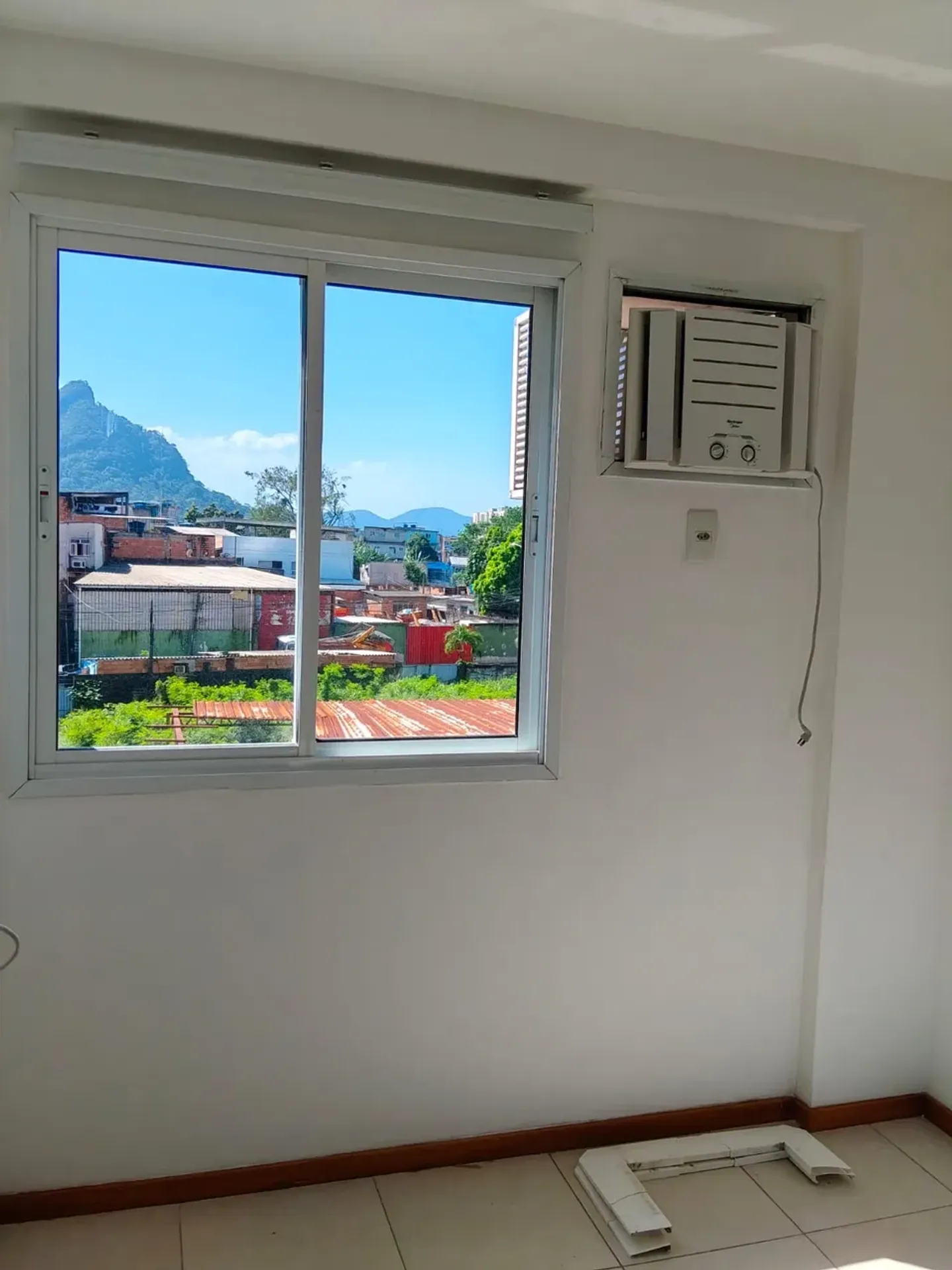 3-bedroom apartment in a building with a sauna — photo 10