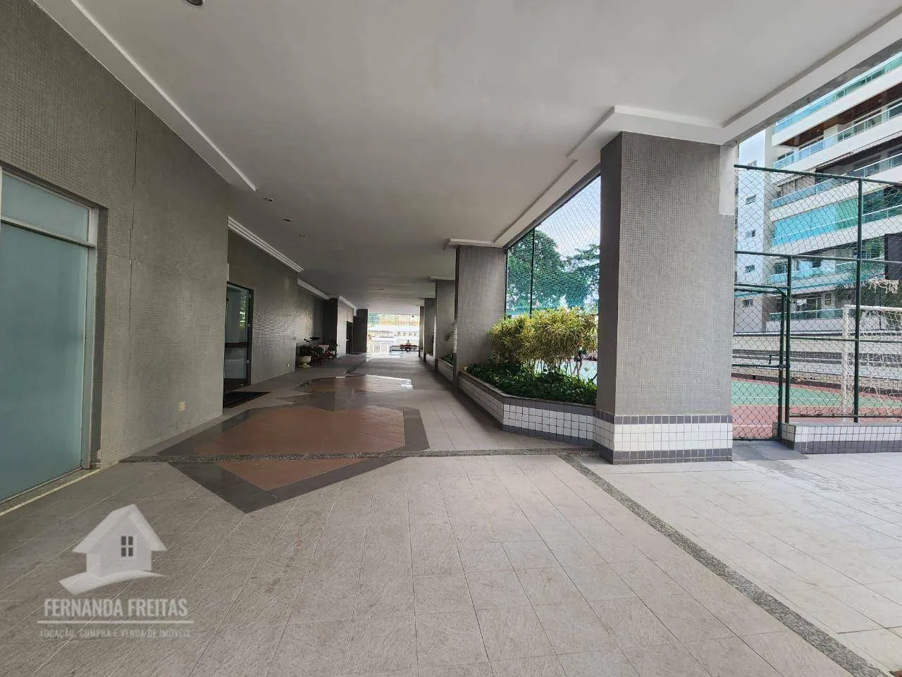 197 m² apartment on the 22nd floor with a private garden — photo 75