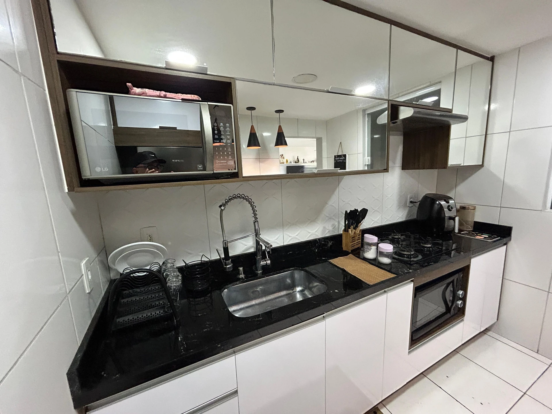 Furnished house with 3 bedrooms and a gas stove kitchen — photo 24