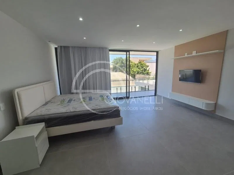 Furnished house with 4 en-suites and open-plan kitchen — photo 4