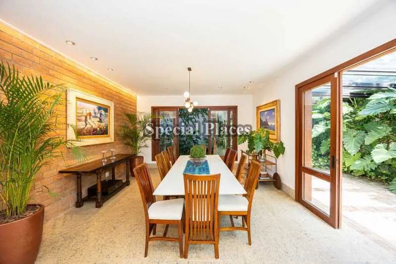 Furnished house with 6 bedrooms and 550 m² — photo 15