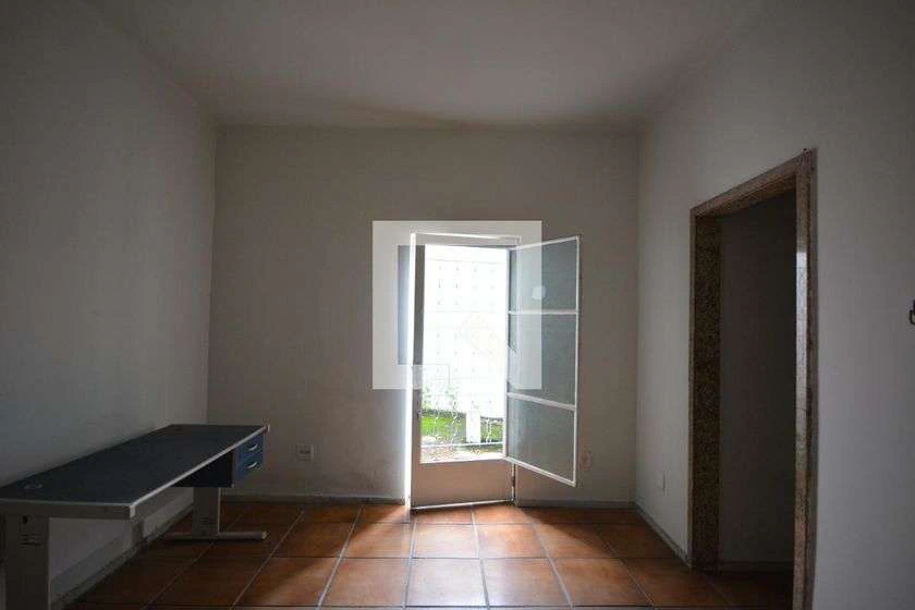 Apartamento de 2 quartos com 55 m² e área de lavanderia — photo 24