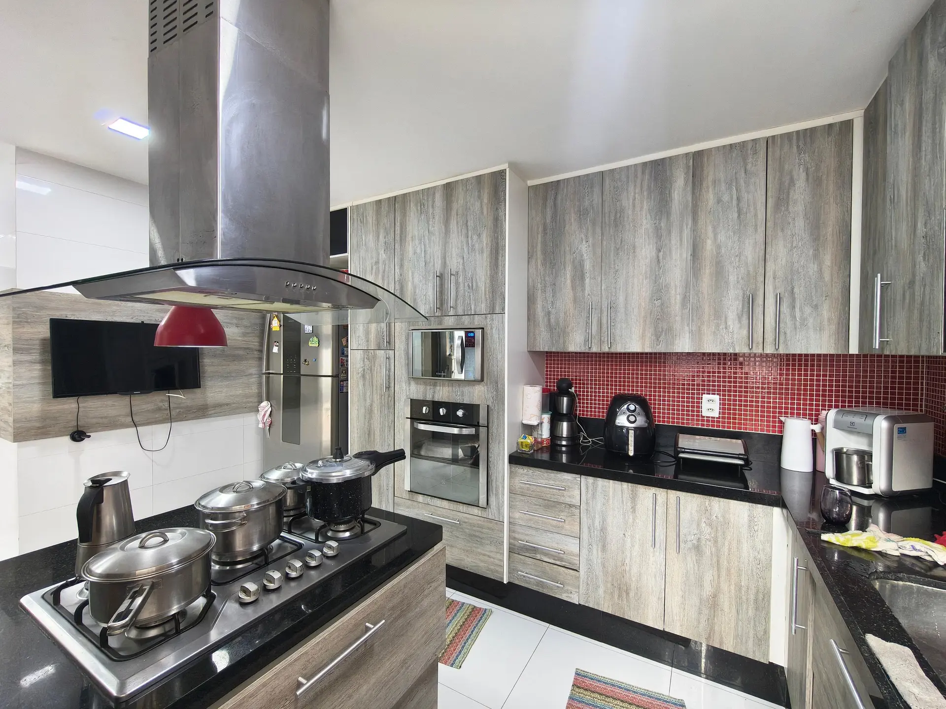 Furnished house, 220 m², with a bathtub — photo 43