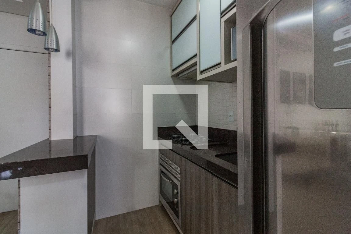 Furnished apartment, 77 m², with a glass-enclosed balcony — photo 23
