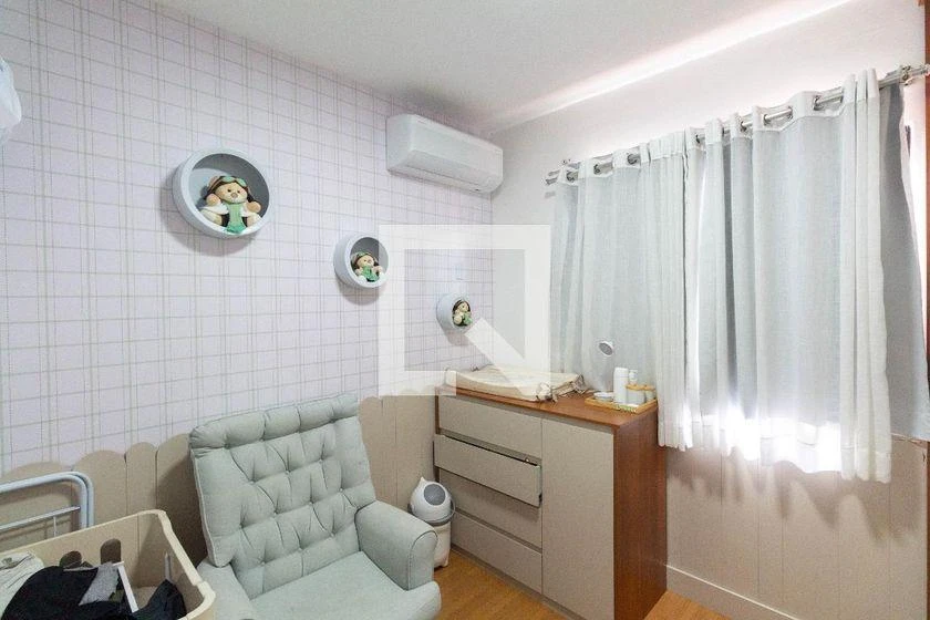 80 m² house with a washing machine and a home office — photo 10