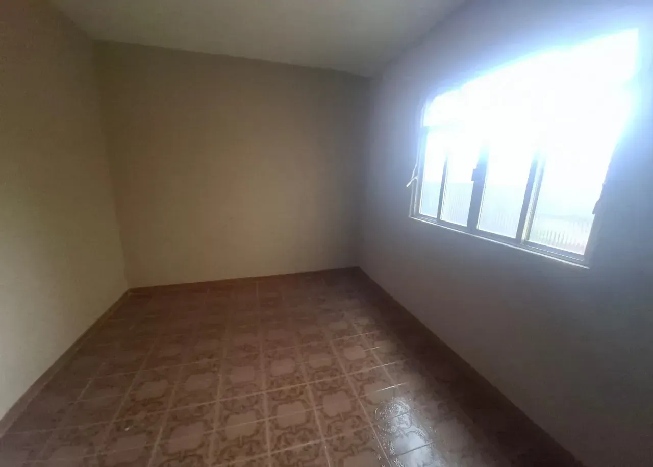 Apartamento sem mobília com 2 quartos e piso de cerâmica — photo 9