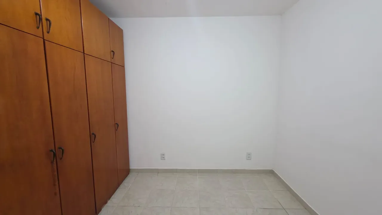 Casa com 3 quartos e 2 banheiros, com garagem para 2 carros — photo 21