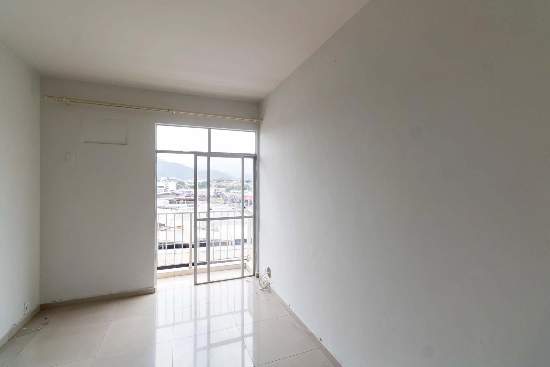 2-bedroom apartment with a home office — photo 3
