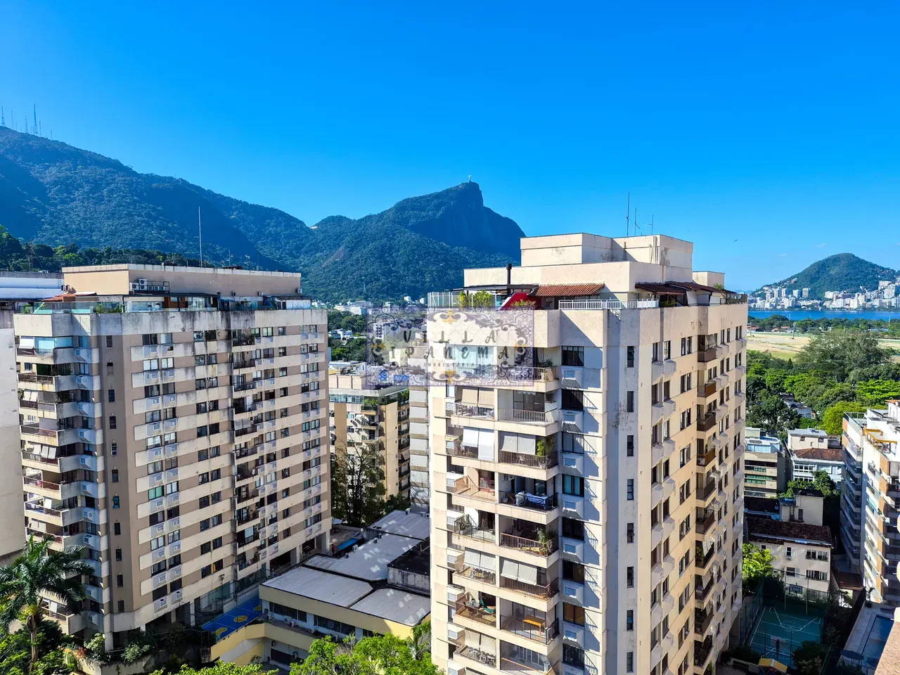 Furnished 286 m² penthouse with 4 bedrooms and 4 baths — photo 4