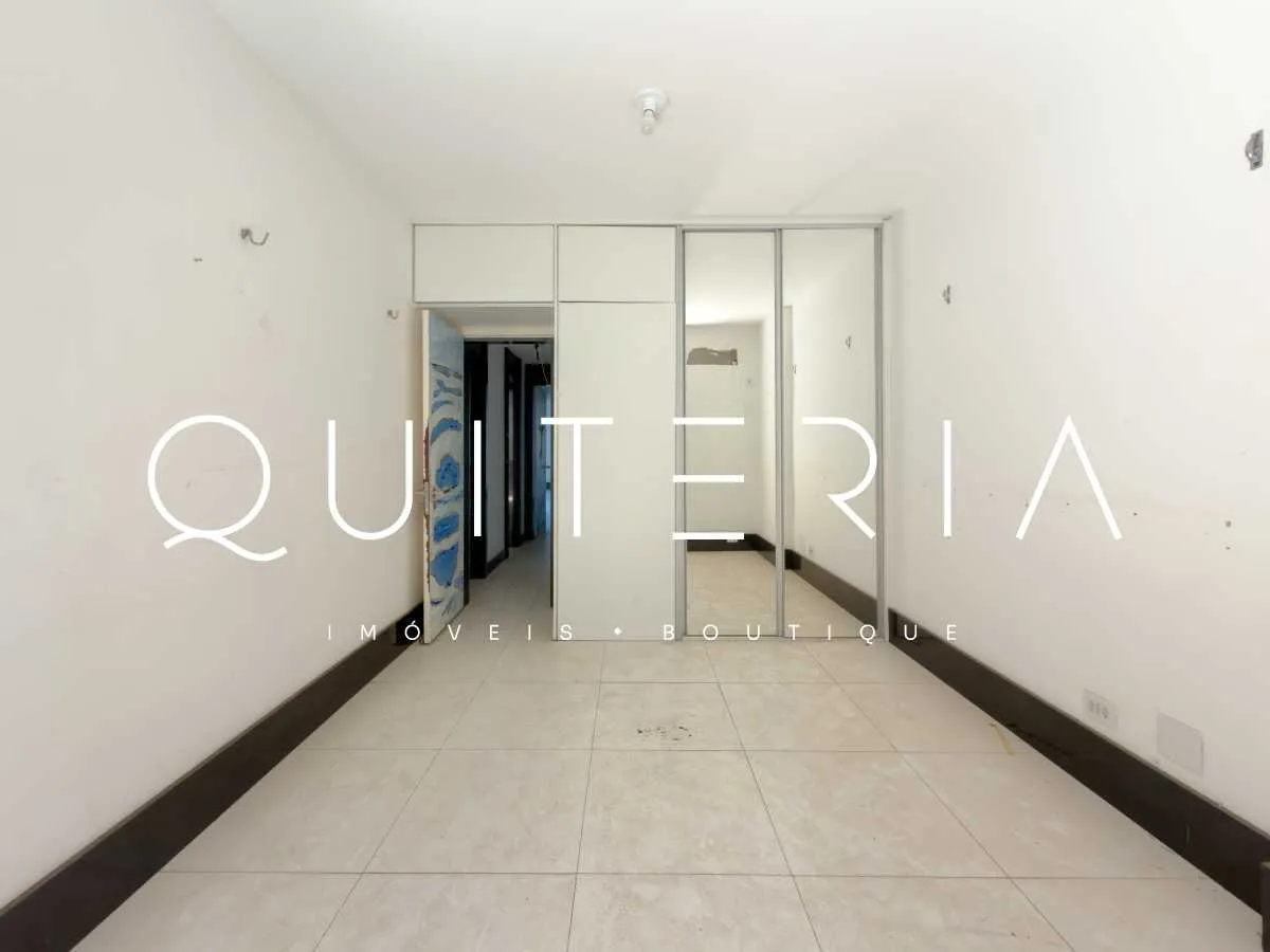 3-bedroom apartment in a building with a sauna — photo 16