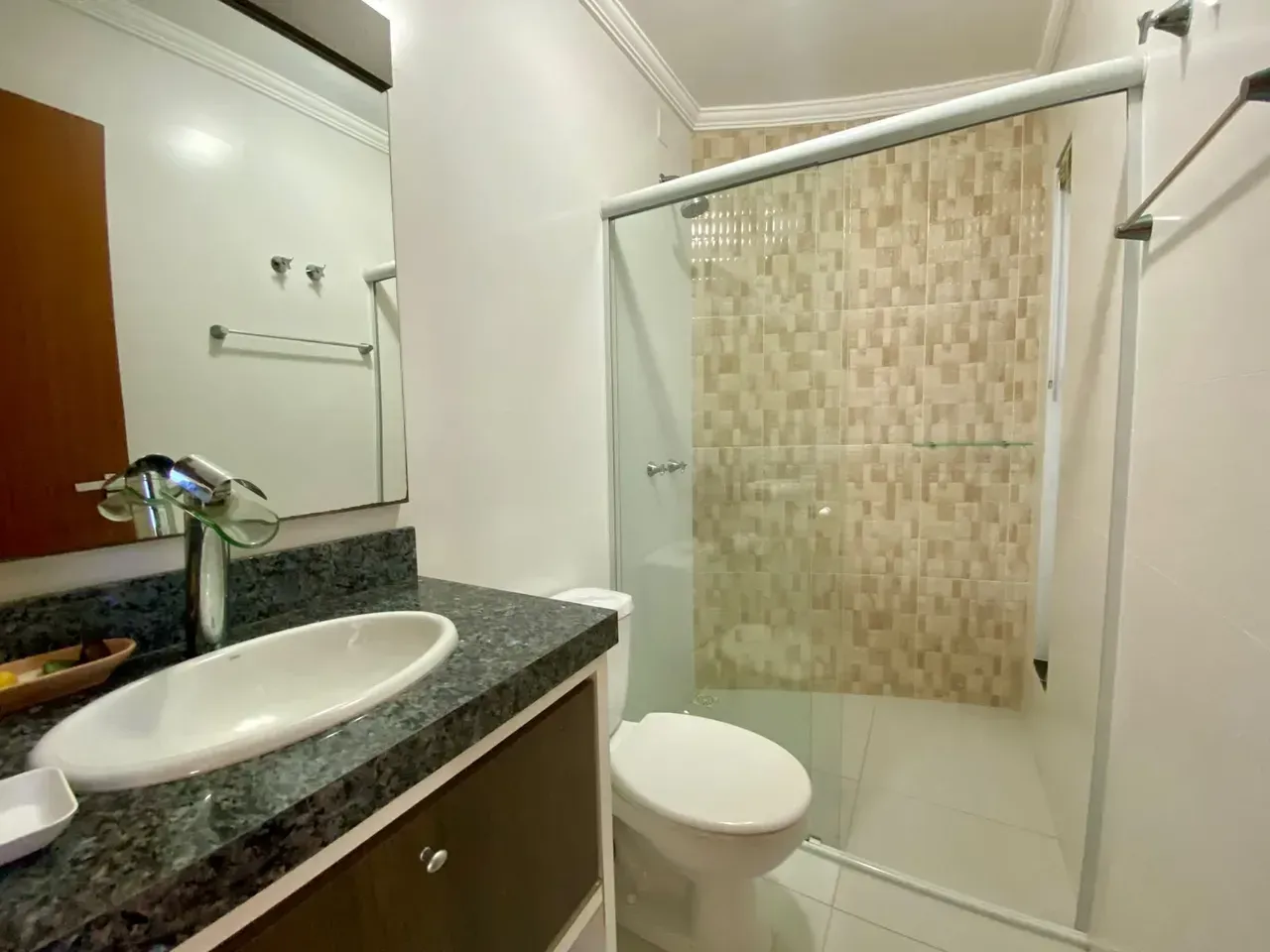 Washing machine in a 4-bedroom house, 223 m² — photo 4