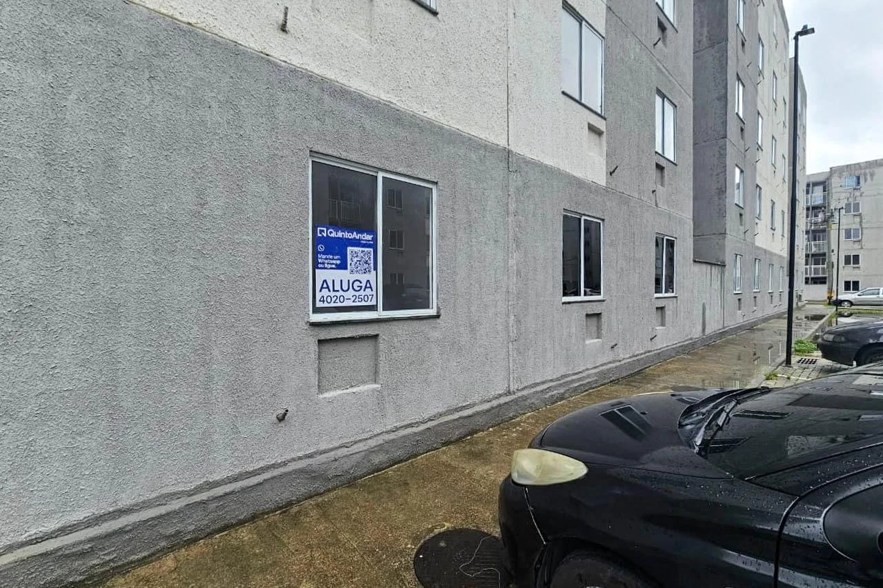 Apartamento de 2 quartos em condomínio com piscina — photo 32