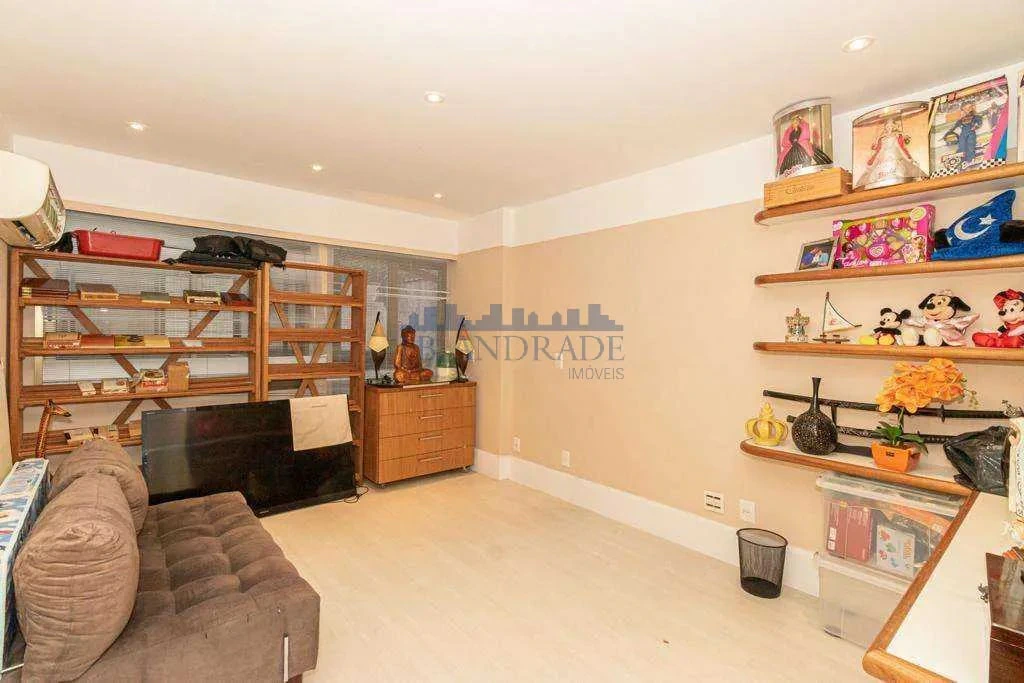 4-bedroom apartment in a building with a sauna — photo 30