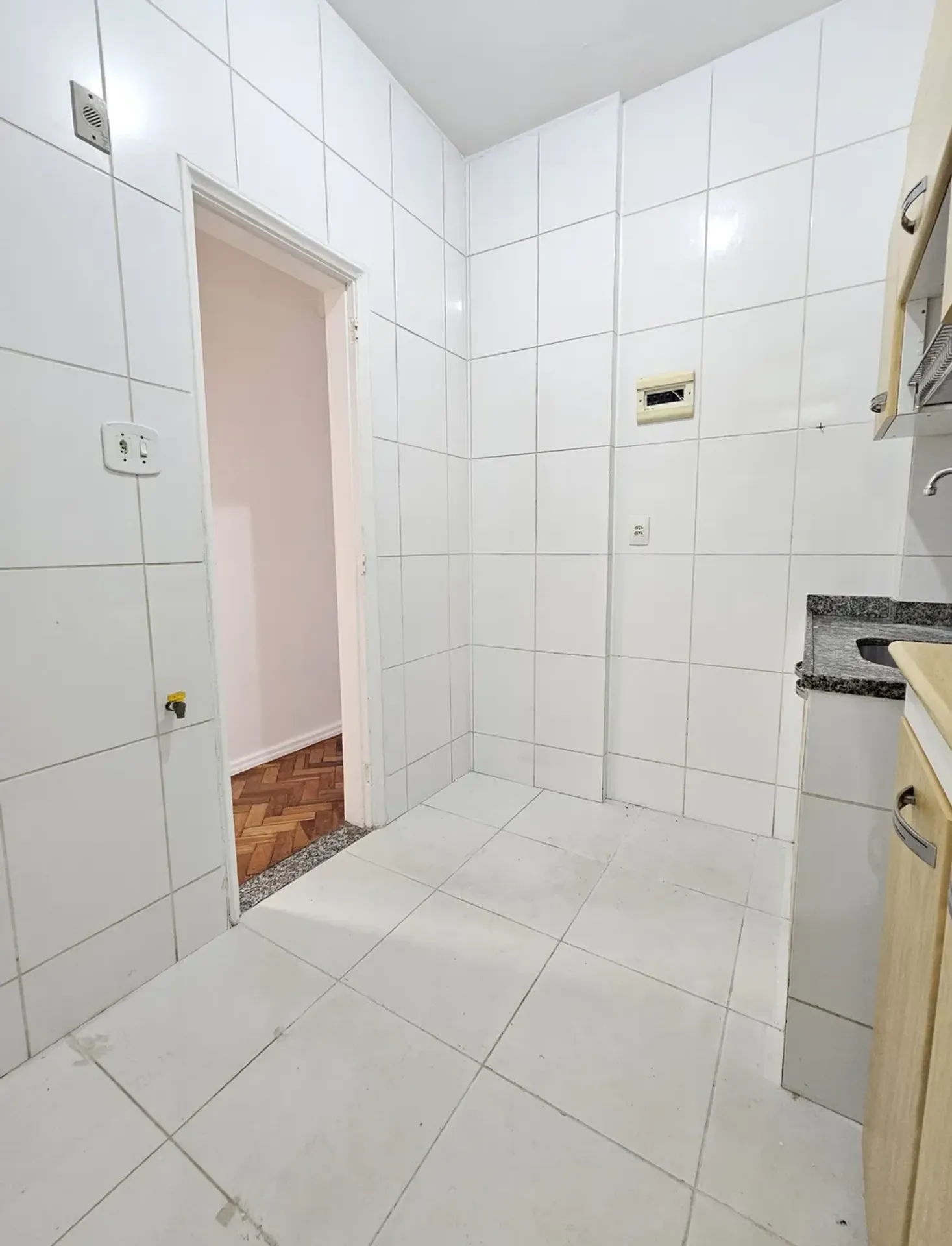Departamento en piso 5 con piso de madera o laminado — photo 23