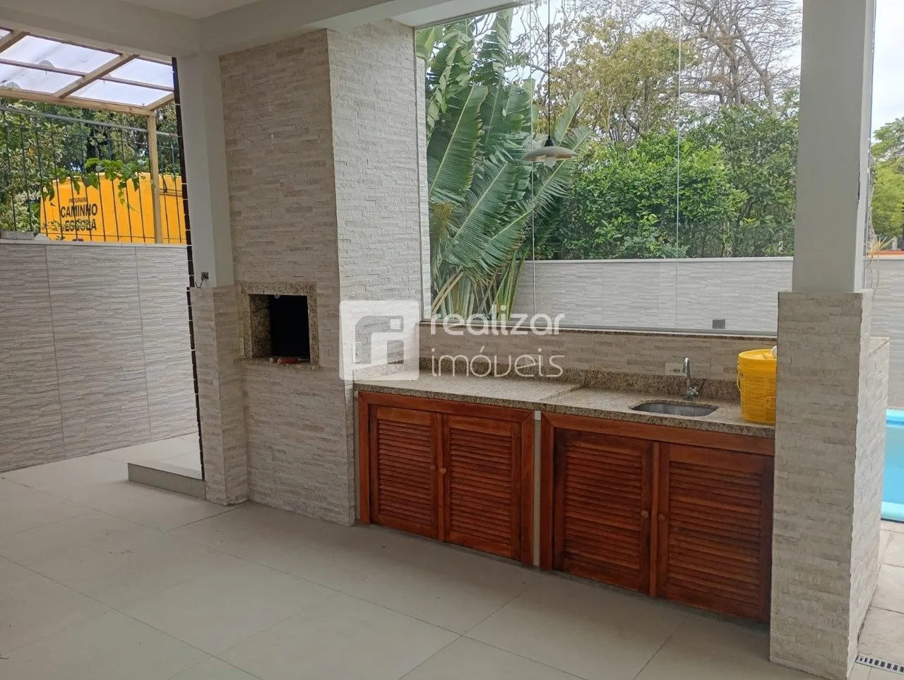 200 m² house with a private pool and a dishwasher — photo 59