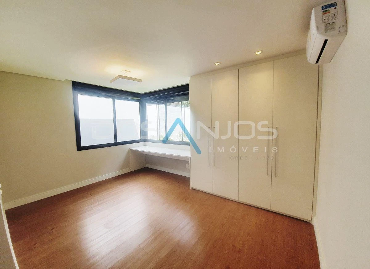 Дом 634 м²: 4 спальни, 3 ванные комнаты — photo 6
