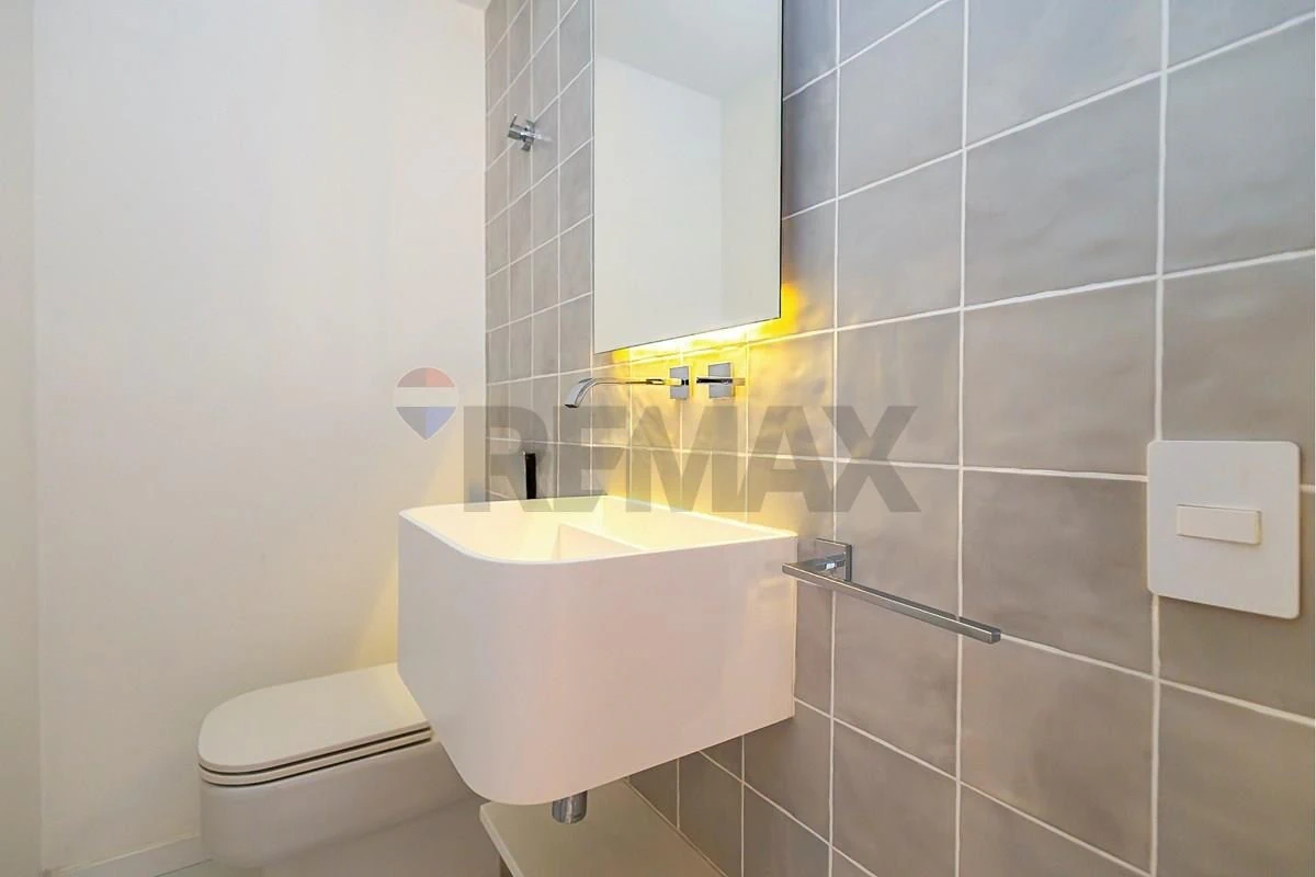 3-bedroom apartment with 219 m² and 4 bathrooms — photo 5