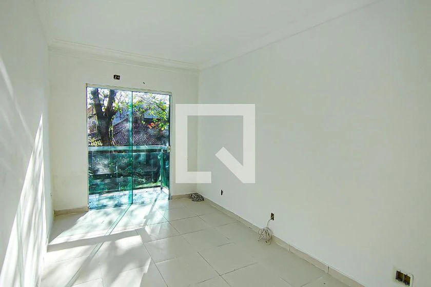Rental house with 3 bedrooms and 217 m² — photo 3