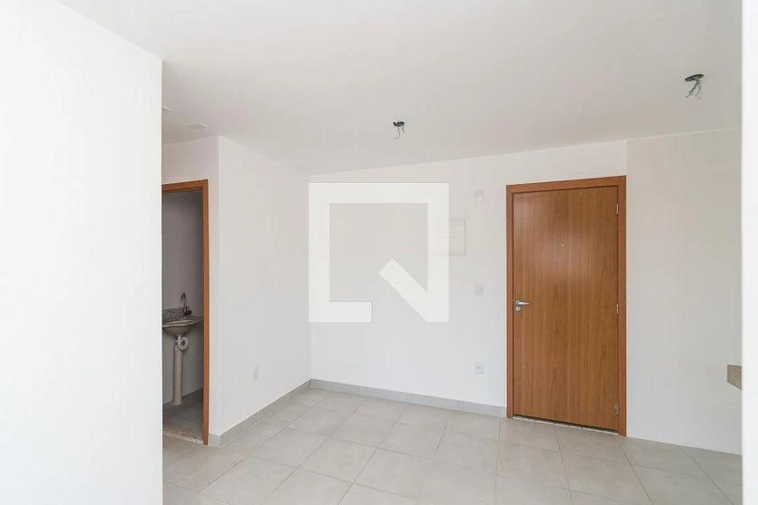 2-bedroom apartment in a building with a pool — photo 38