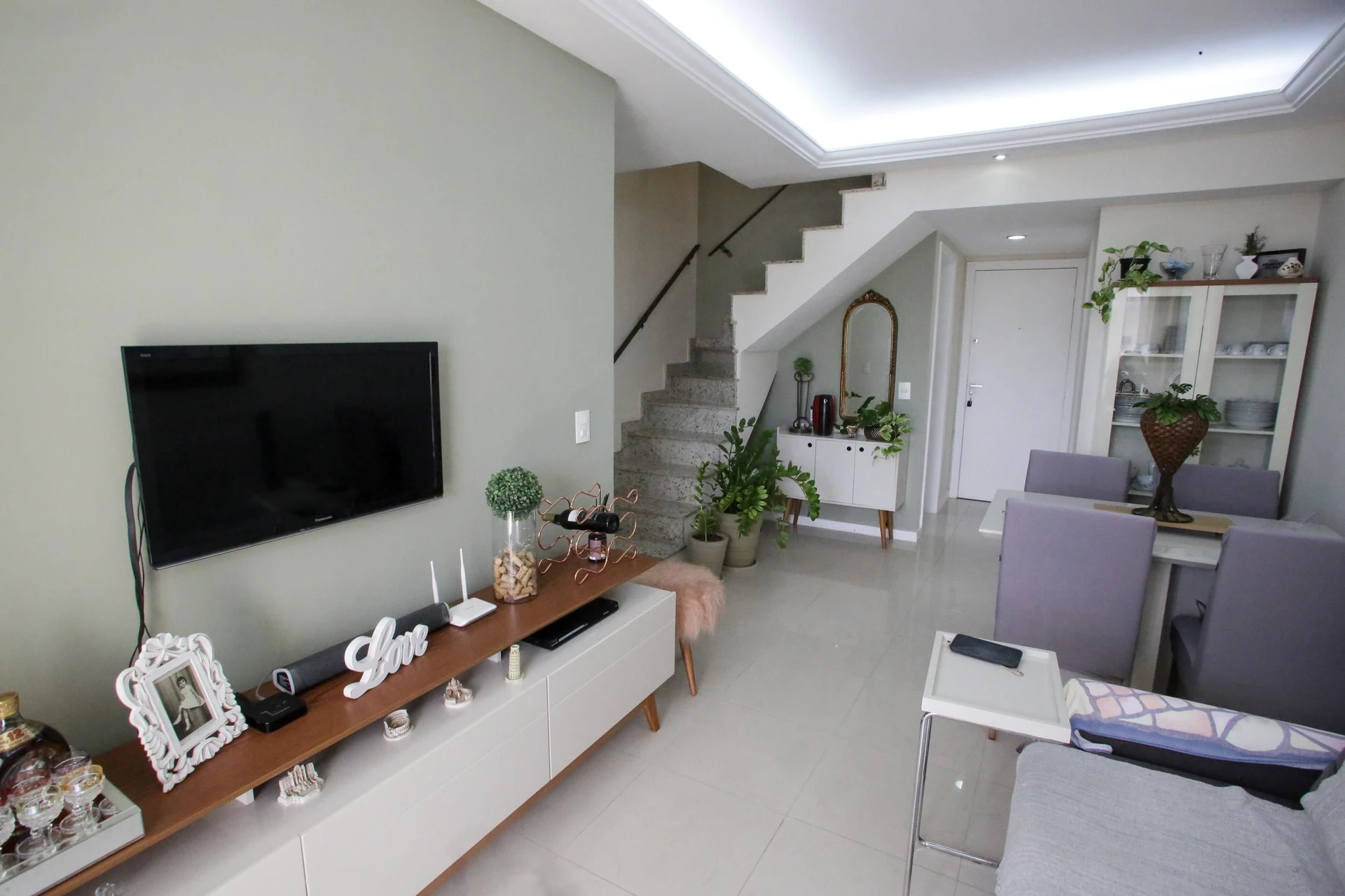 Apartamento mobiliado com 4 quartos e varanda — photo 3