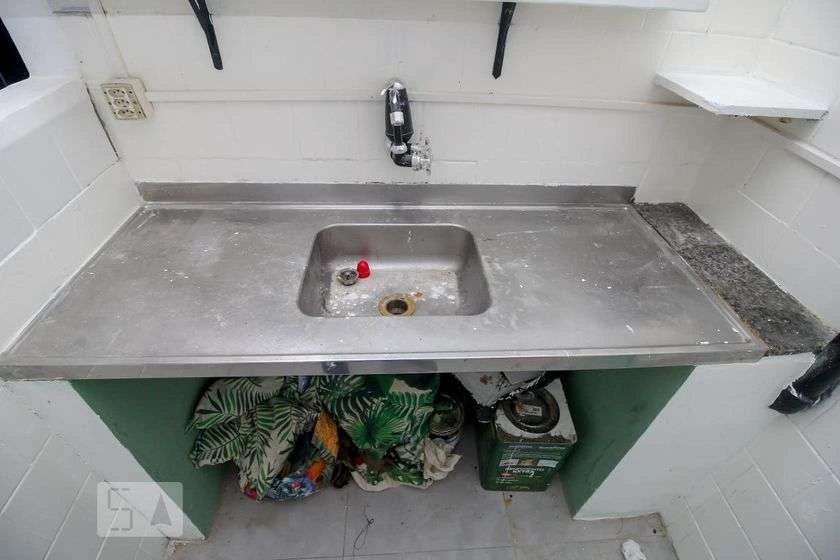 28 m² studio kitnet with 1 bedroom, 1 bathroom, balcony — photo 16