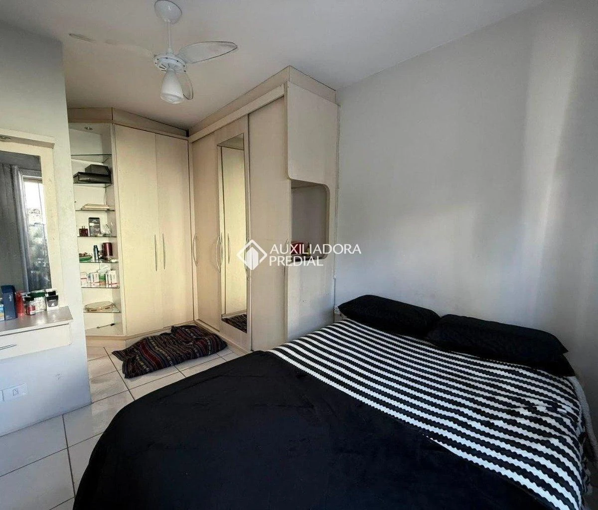 3-bedroom house with a grill on the balcony in Florianópolis — photo 26
