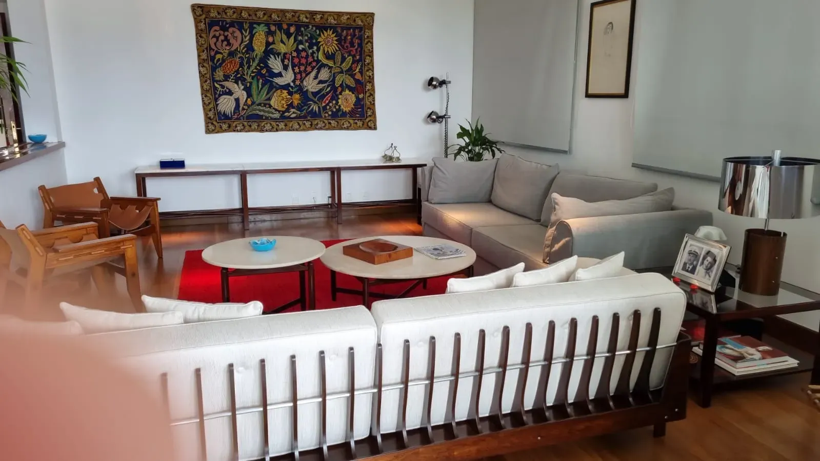 Apartamento con 3 dormitorios y ventanales de suelo a techo — photo 24