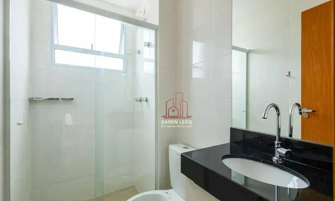 Furnished apartment with 2 bedrooms and private BBQ — photo 15