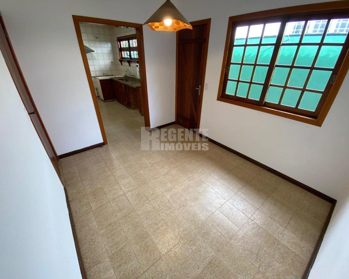 3-bedroom house with a home office in Florianópolis — photo 27