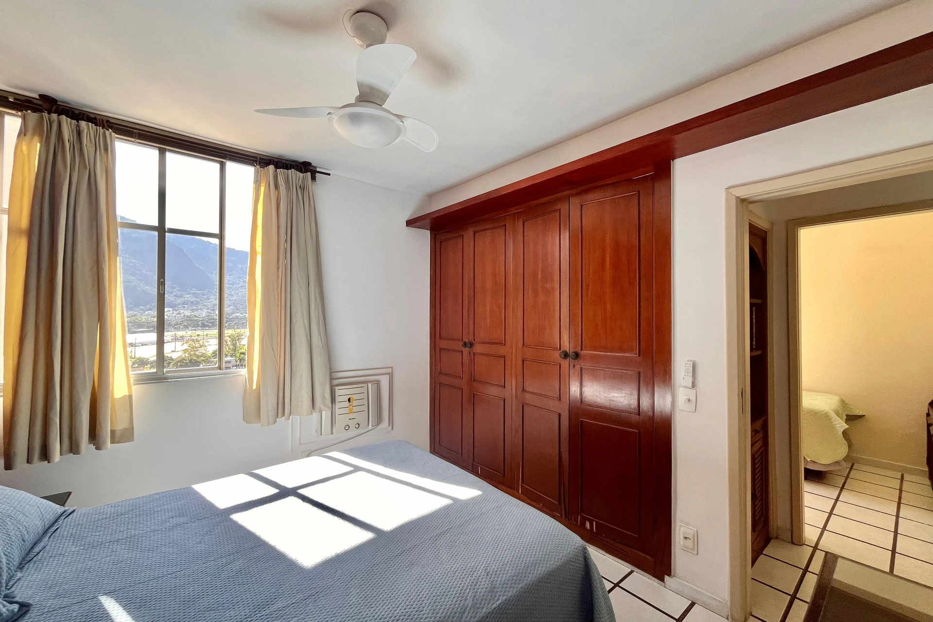 Apartamento mobiliado com 3 quartos e 2 banheiros — photo 6