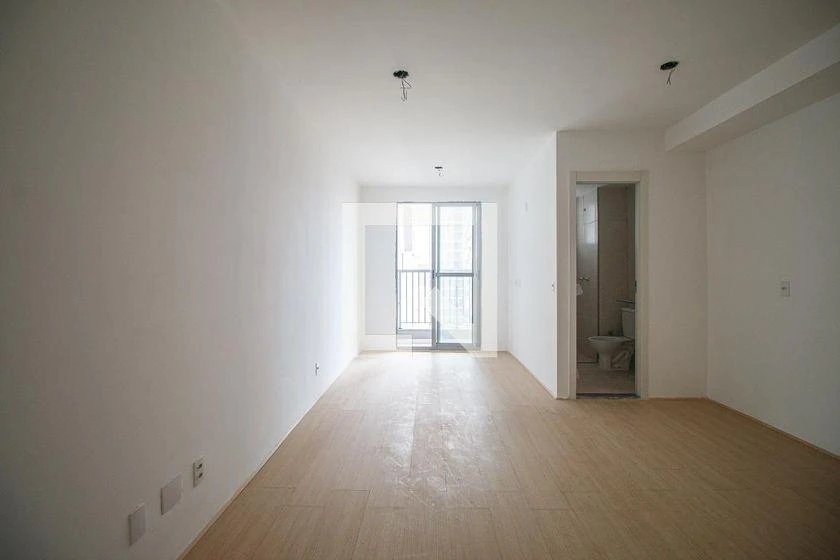 Apartment, 32 m², with wood or laminate floors — photo 8