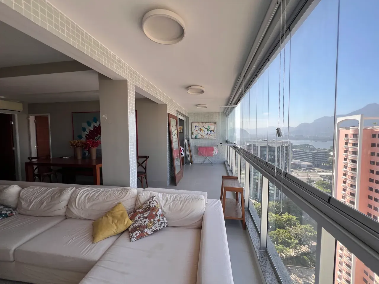 Apartment with 3 bedrooms and 5 bathrooms plus a terrace — photo 4
