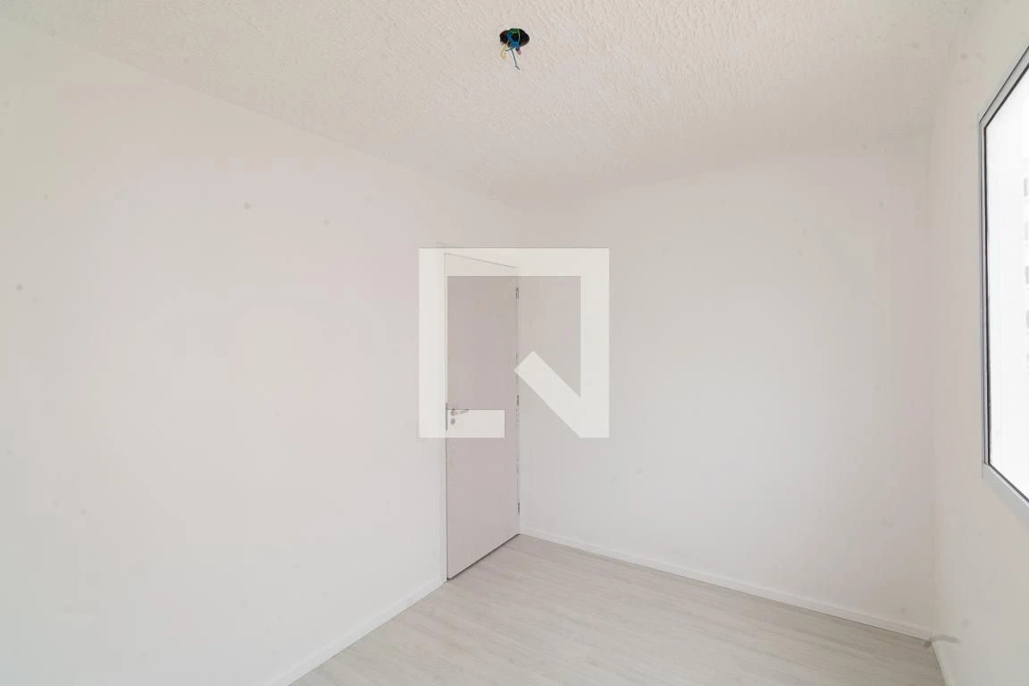 Apartamento com 2 quartos, 1 banheiro e 1 vaga — photo 27